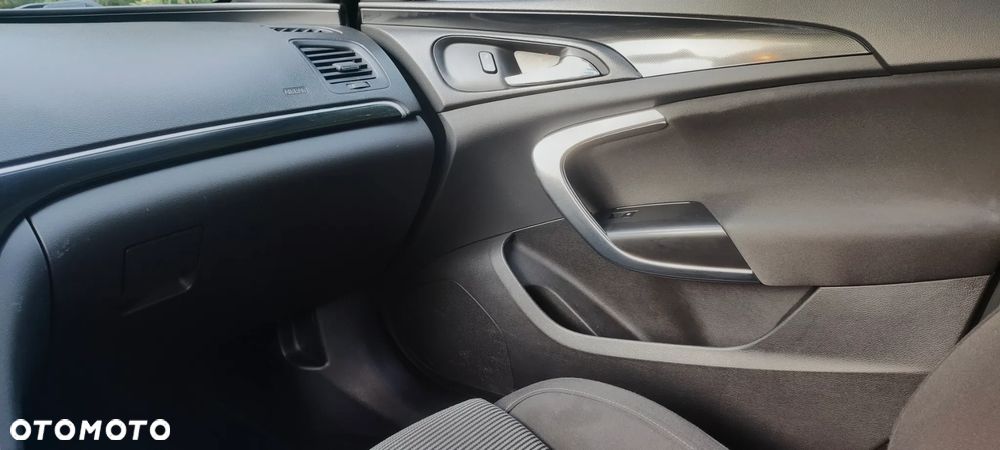 Opel Insignia 2.0 CDTI Executive 4x4 S&S - 17