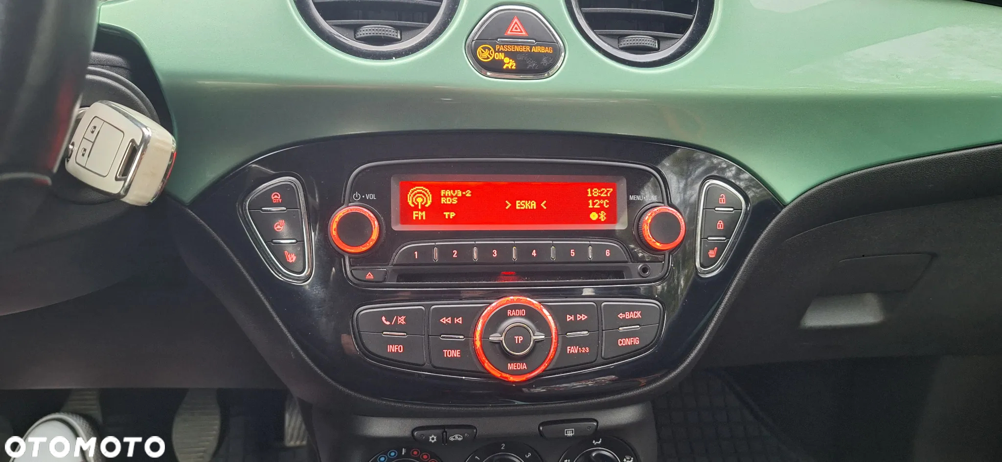 Opel Adam 1.2 - 8