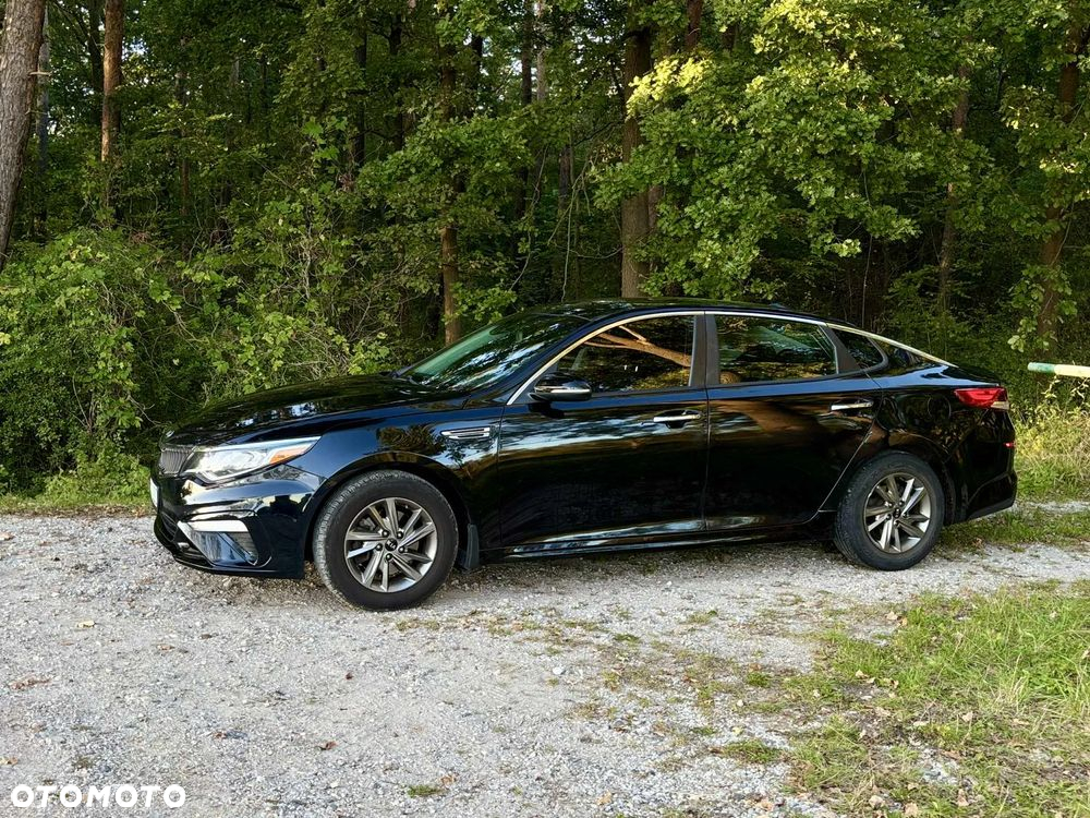 Kia Optima - 2