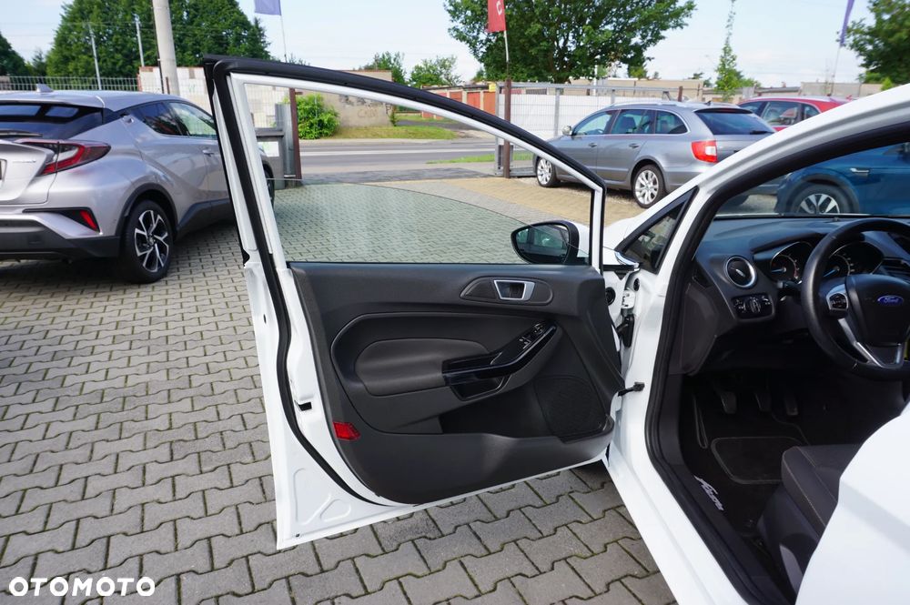Ford Fiesta 1.25 Titanium EU5 - 19