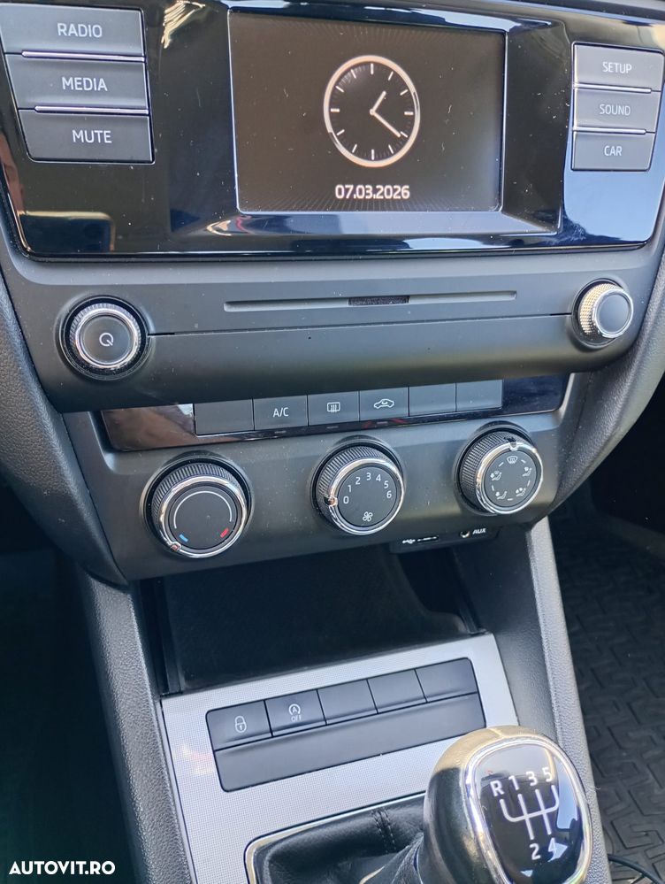 Skoda Octavia 1.2 TSI Active - 10