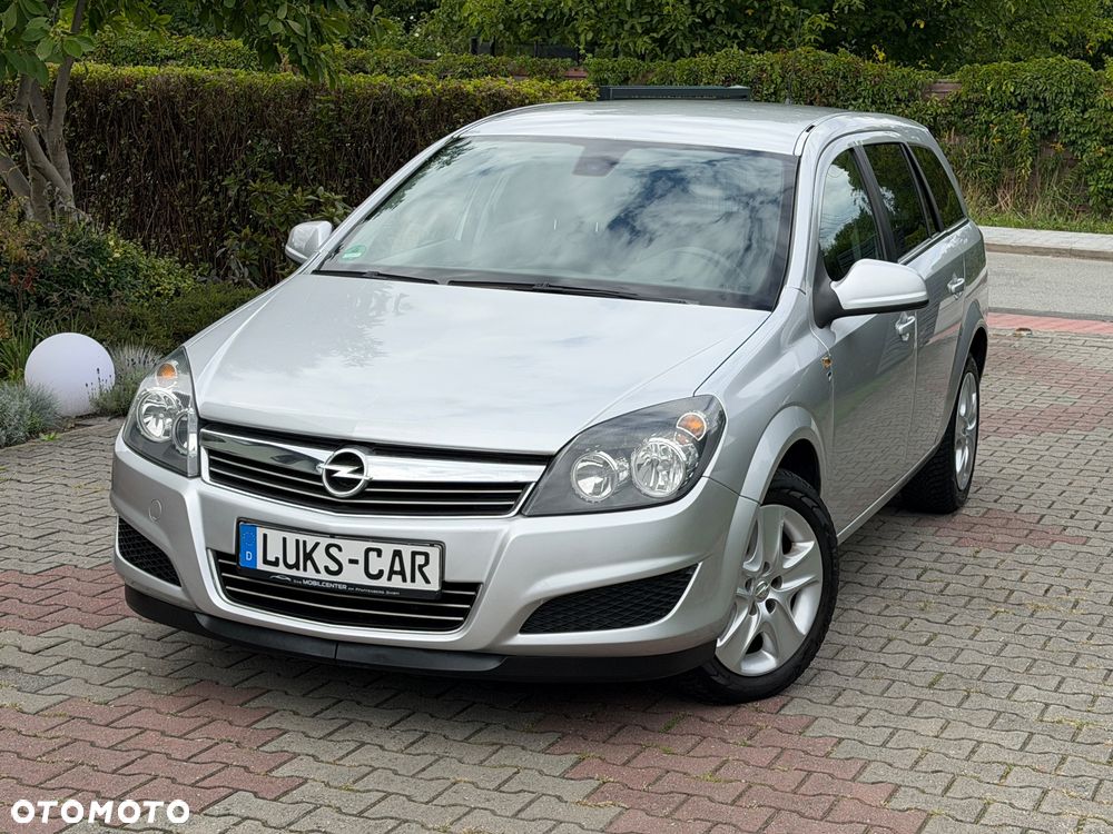 Opel Astra 1.6 Caravan Enjoy - 35
