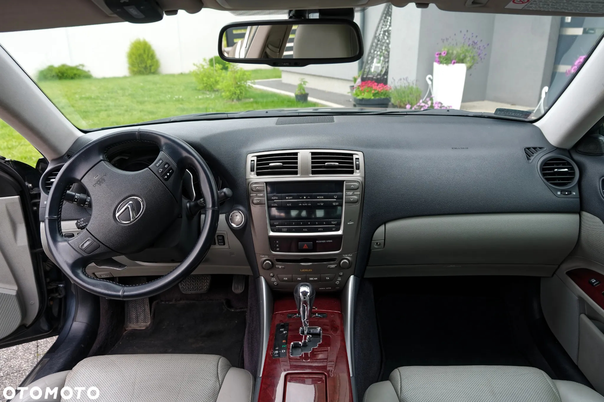 Lexus IS 250 Comfort - 12