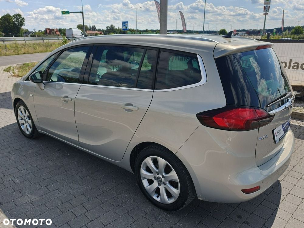 Opel Zafira - 11
