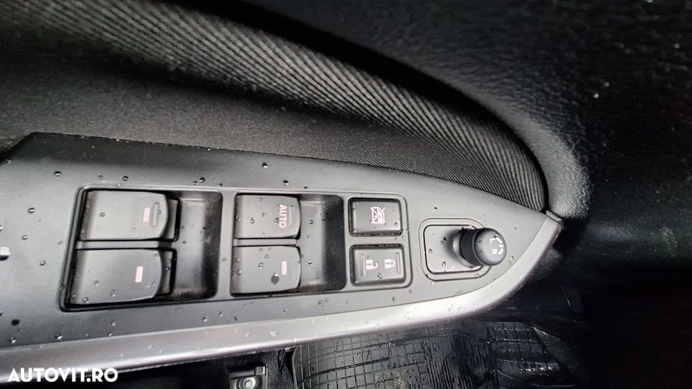 Suzuki Vitara 1.0 Passion - 15