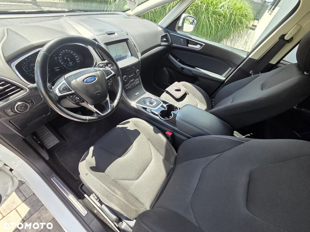Ford S-Max 2.0 EcoBlue Titanium - 14
