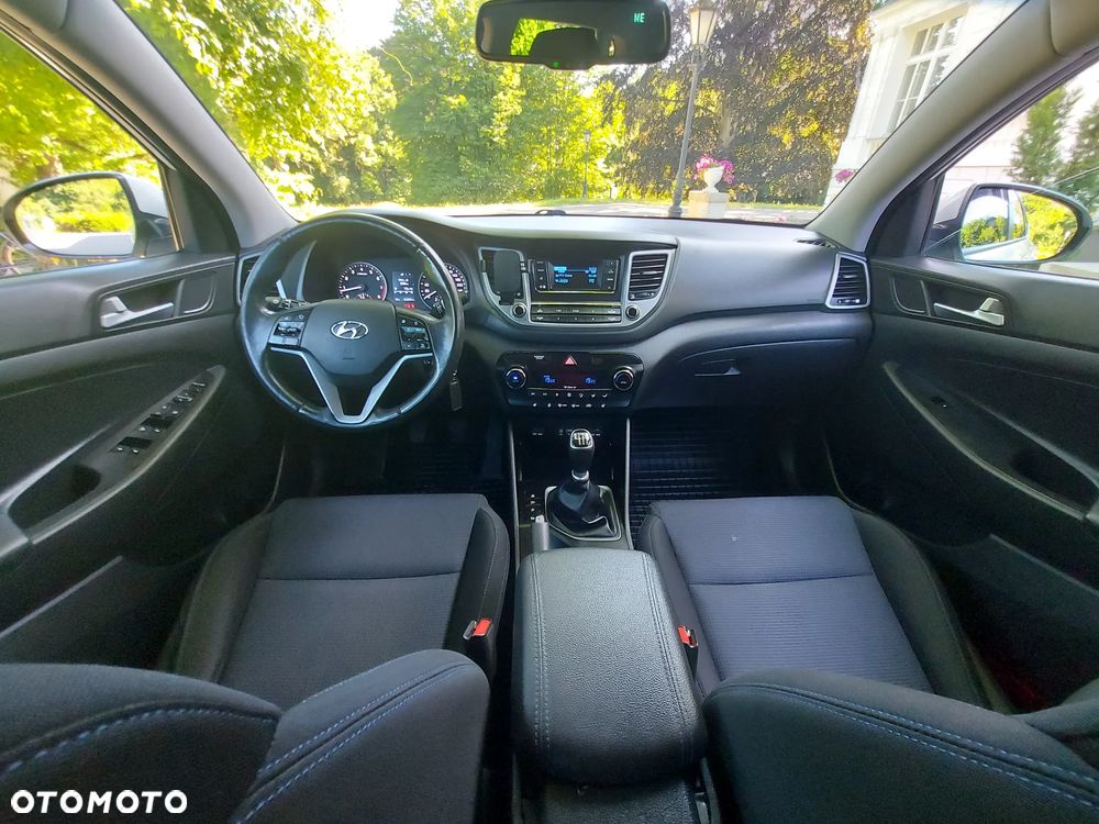 Hyundai Tucson 1.6 GDI BlueDrive Design 2WD - 29