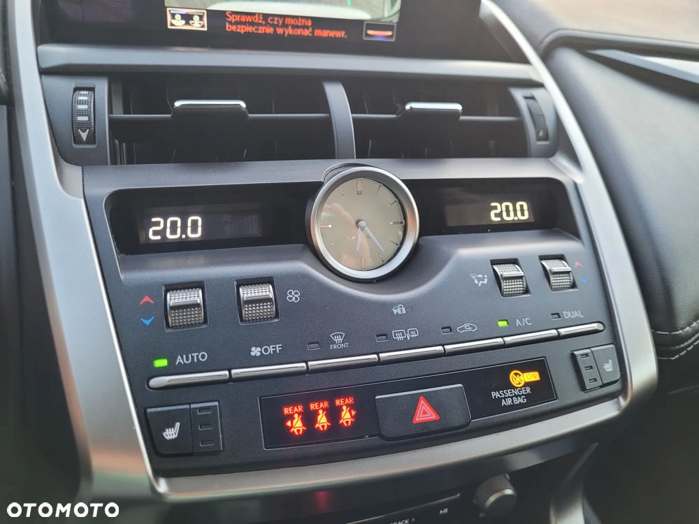 Lexus NX 300 Business Edition AWD - 23