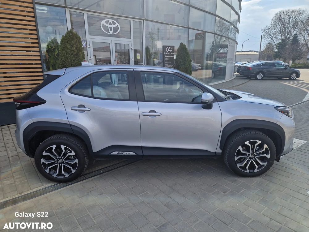 Toyota Yaris Cross 1.5 VVT-i HSD 4x2 Dynamic - 5