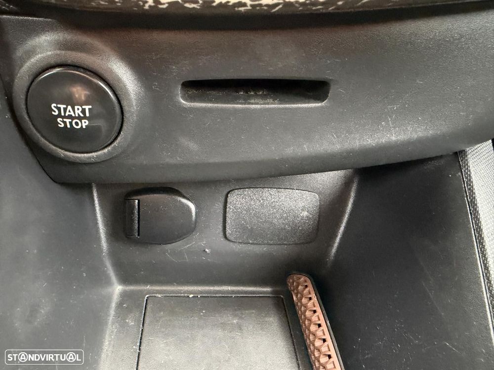Renault Clio - 21