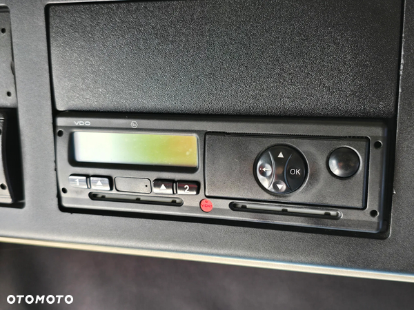 TACHOGRAF CYFROWY VDO 2012r R2.0 MERCEDES ACTROS AXOR ATEGO