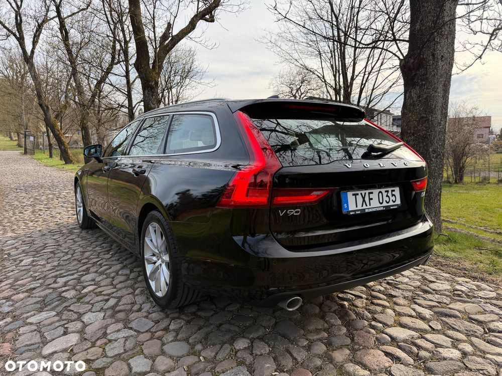 Volvo V90 D4 Geartronic Momentum Pro - 4