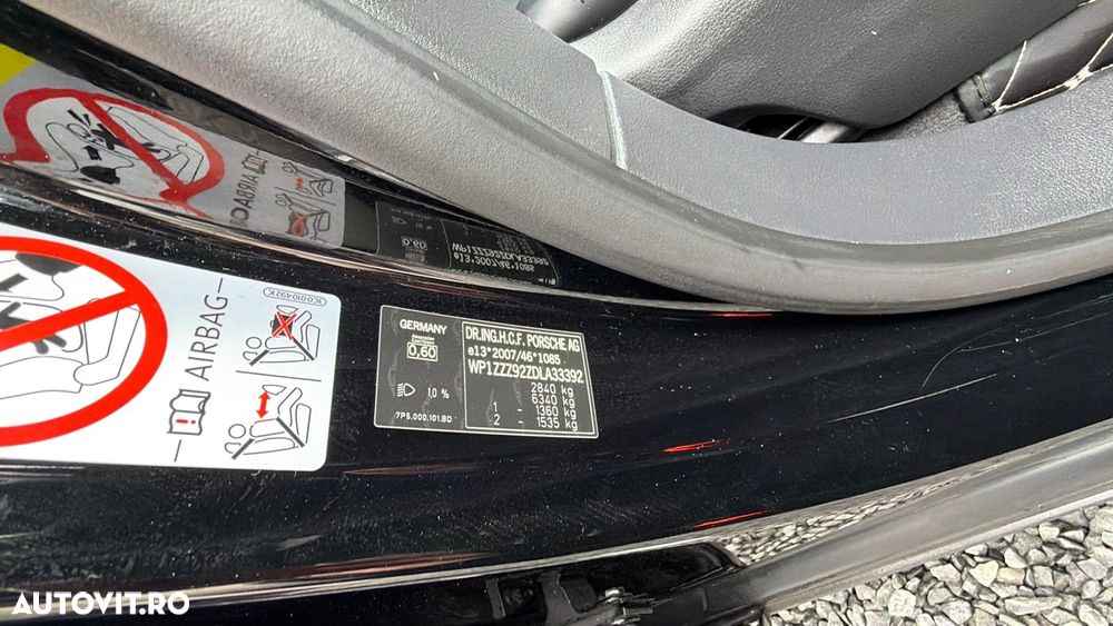 Porsche Cayenne Platinum Edition - 17