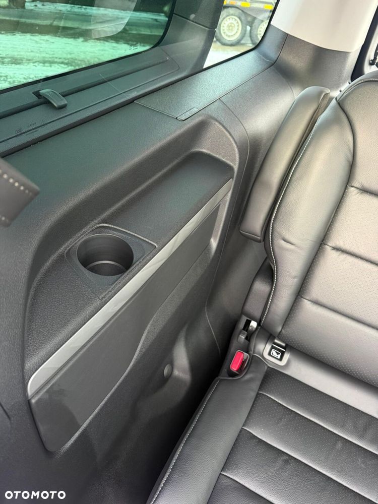 Opel Zafira - 16