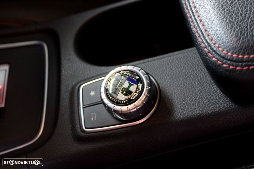 Mercedes-Benz CLA 45 AMG 4Matic 7G-DCT - 17