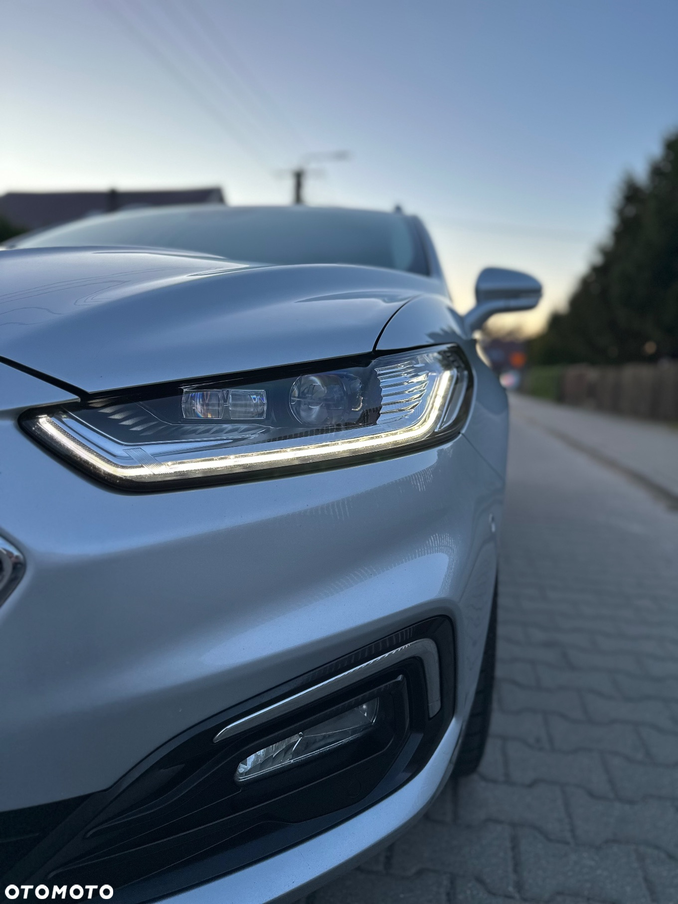 Ford Mondeo 2.0 EcoBlue Titanium - 34
