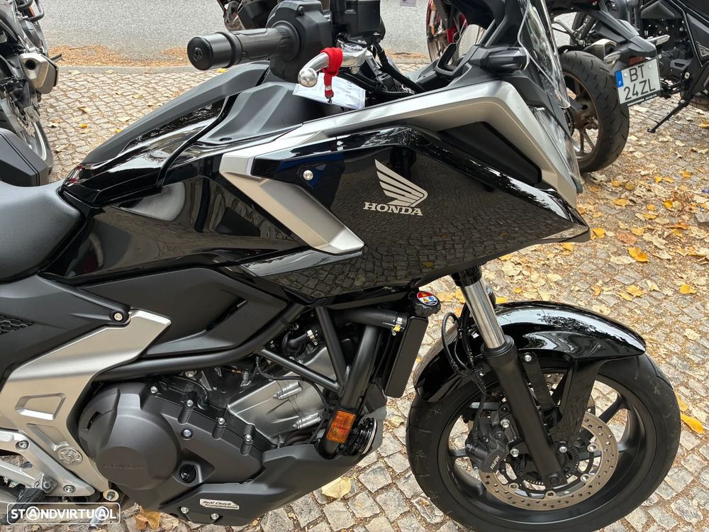 Honda NC750X DCT - 7