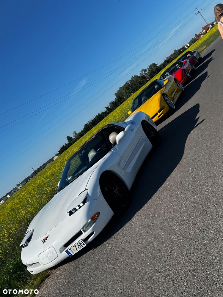 Chevrolet Corvette - 1