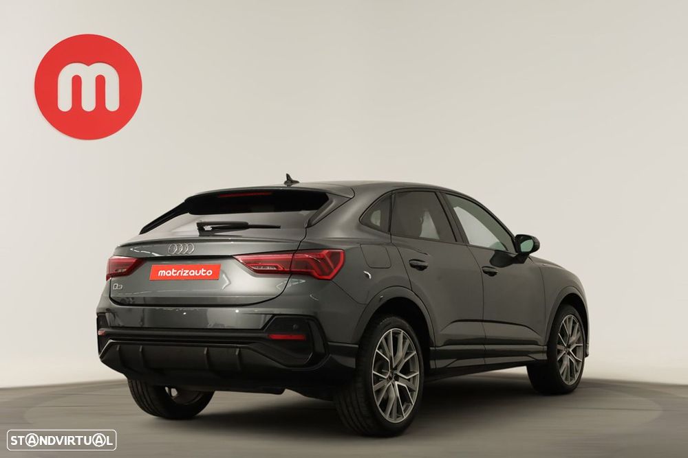 Audi Q3 Sportback 45 TFSIe S line S tronic - 4