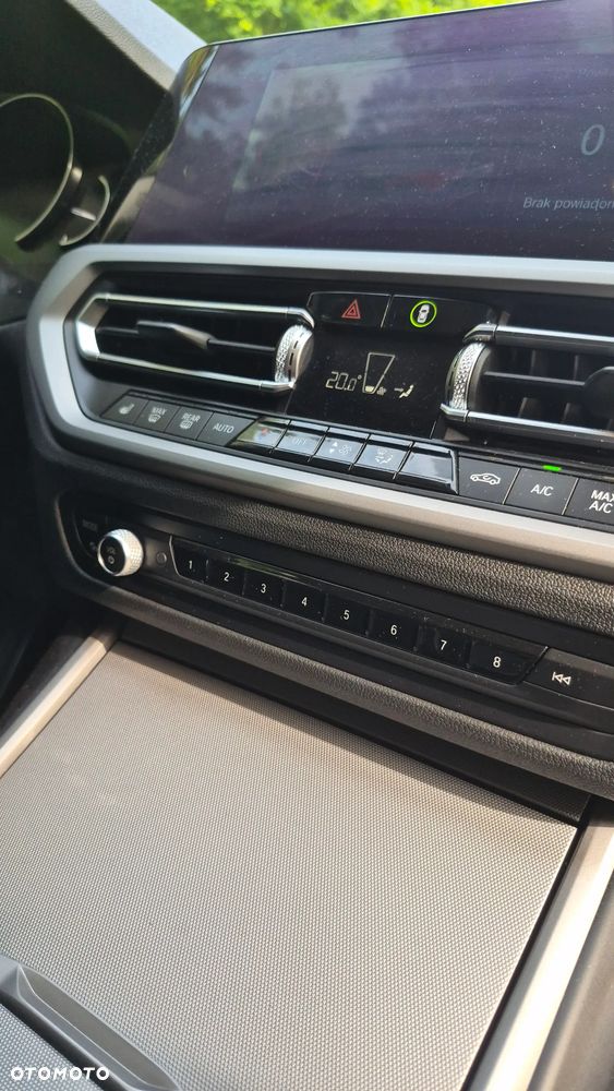 BMW Seria 3 318i Advantage - 22