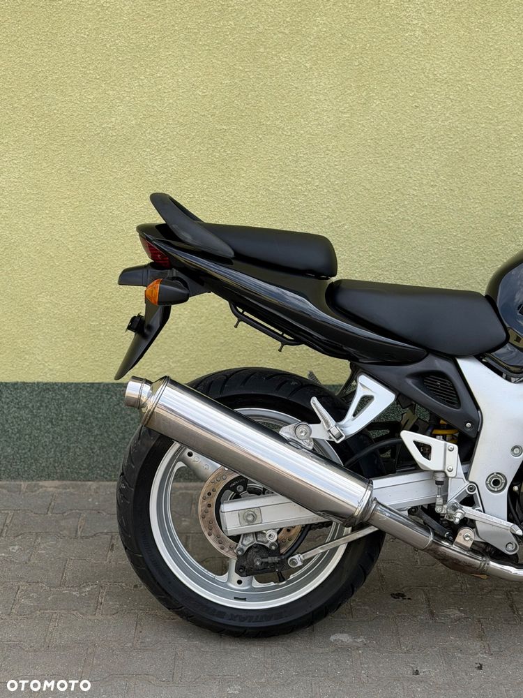 Suzuki SV - 9