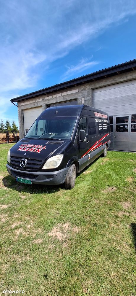 Mercedes-Benz Sprinter - 1
