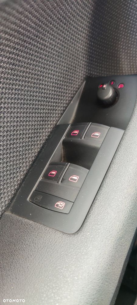 Audi A3 Sportback 2.0 TDI Ambiente S tronic - 18