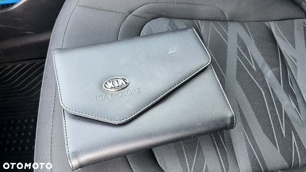 Kia Ceed - 25