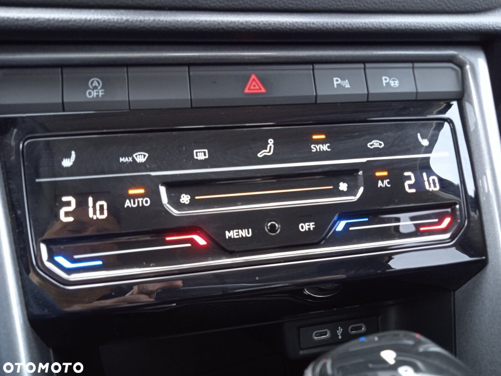 Volkswagen T-Roc 1.5 TSI Style DSG - 26