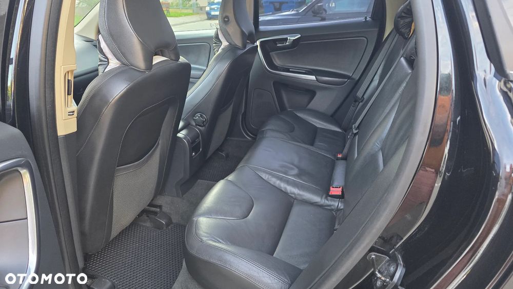 Volvo XC 60 - 11
