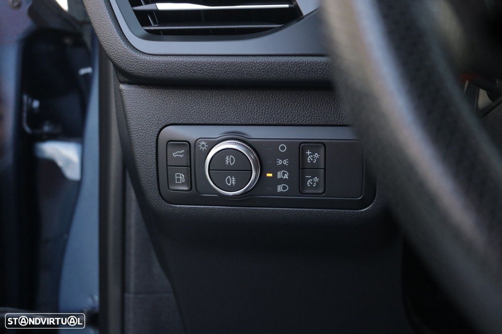 Ford Kuga 2.5 PHEV ST-Line X - 36