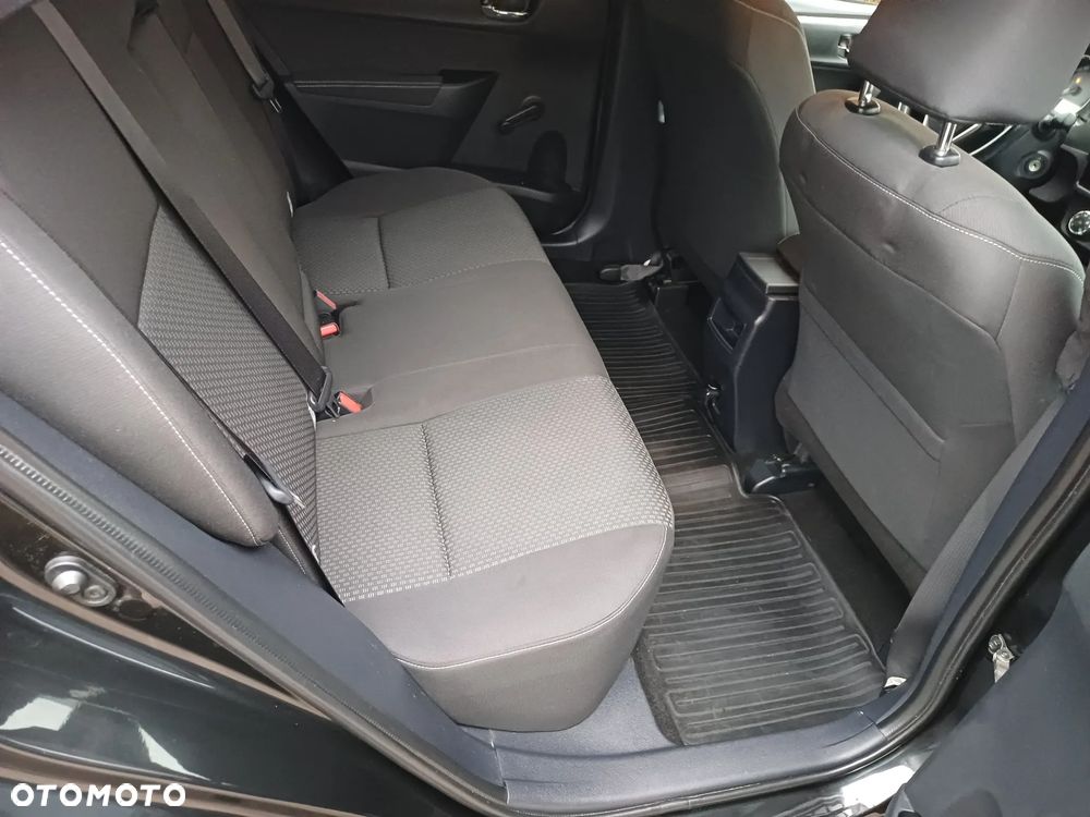 Toyota Corolla 1.6 Comfort - 13