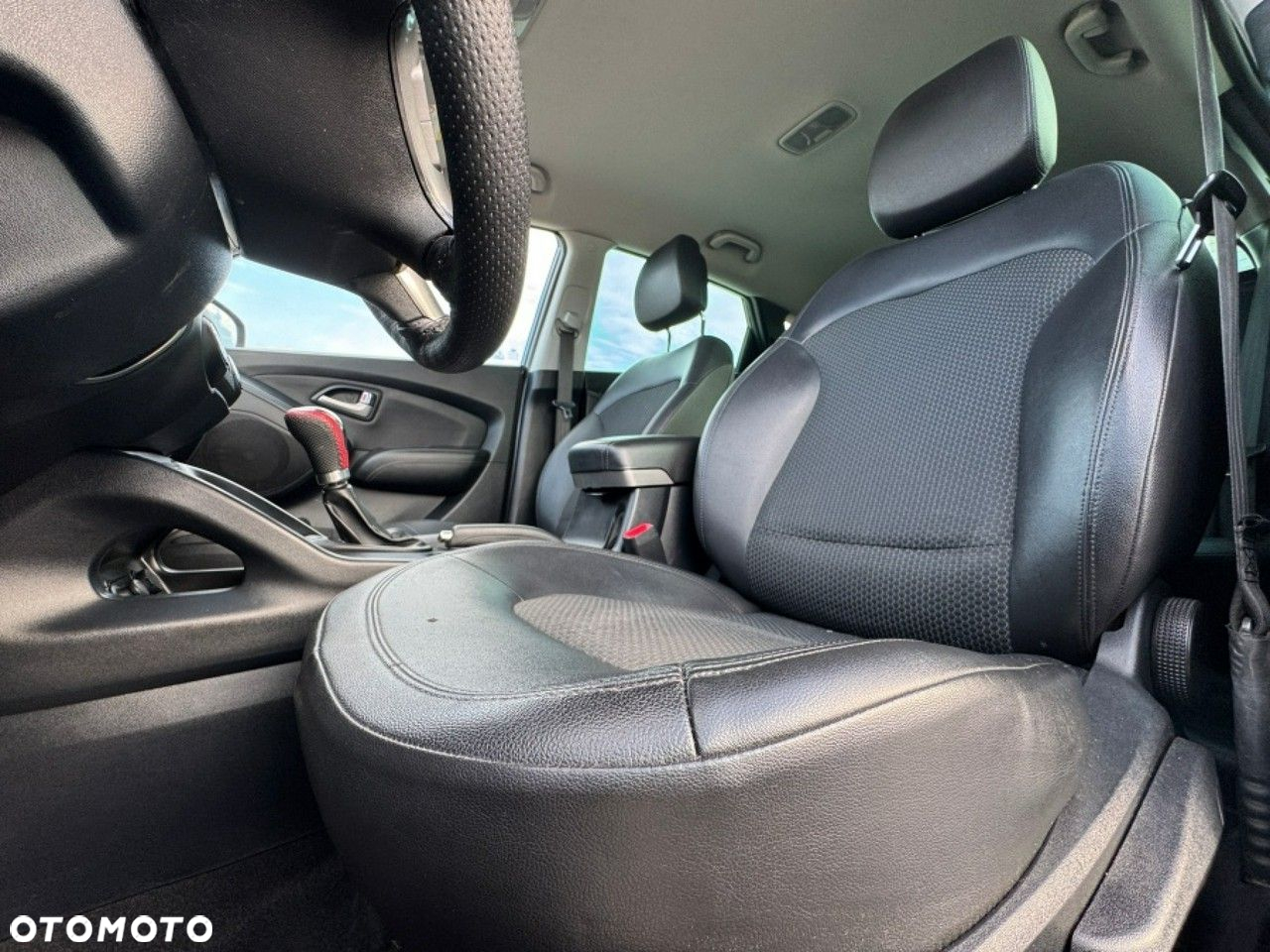 Hyundai ix35 - 15