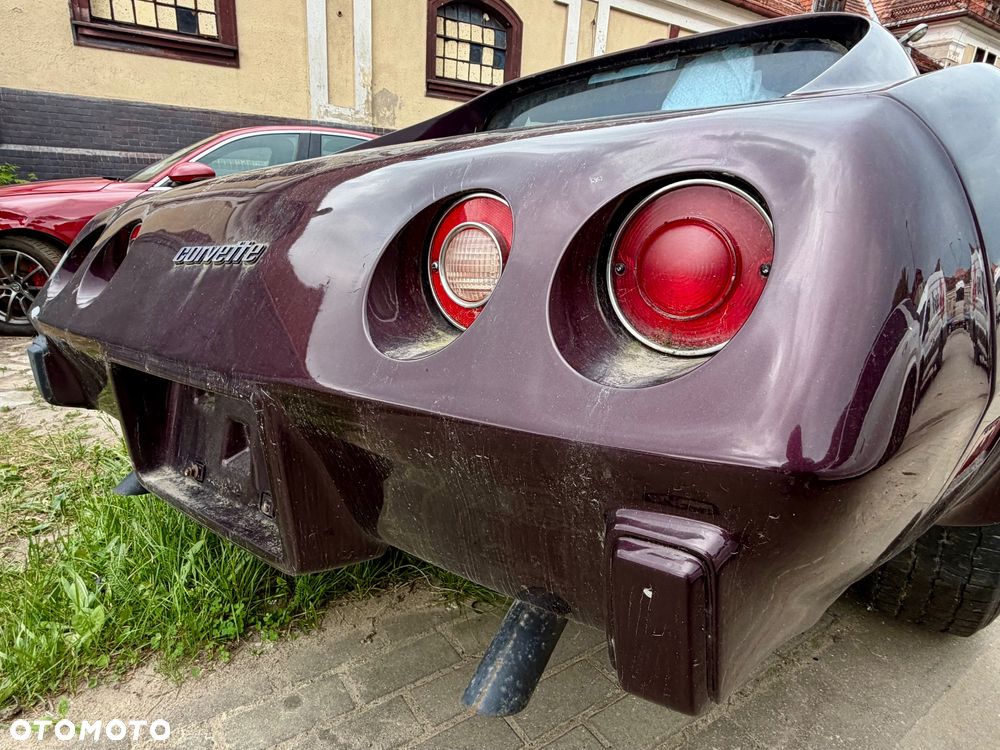 Chevrolet Corvette - 34