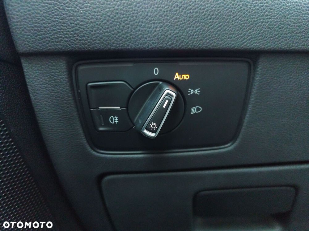 Volkswagen Passat 1.5 TSI EVO Business DSG - 20