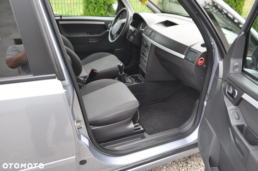 Opel Meriva 1.6 16V Cosmo - 14