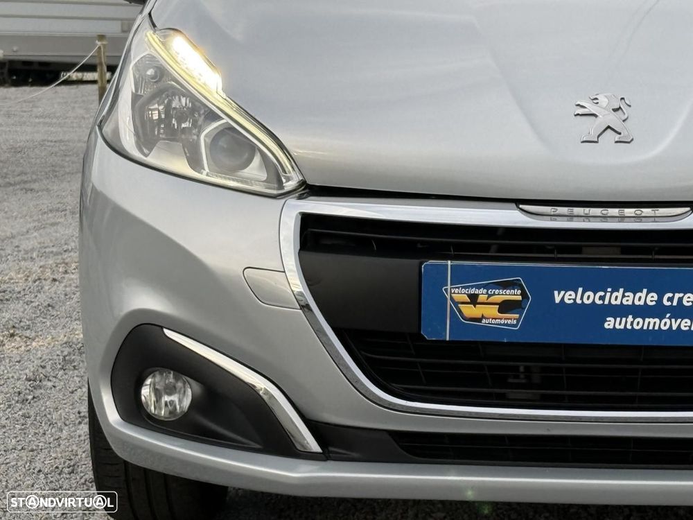 Peugeot 208 1.2 PureTech Style - 6