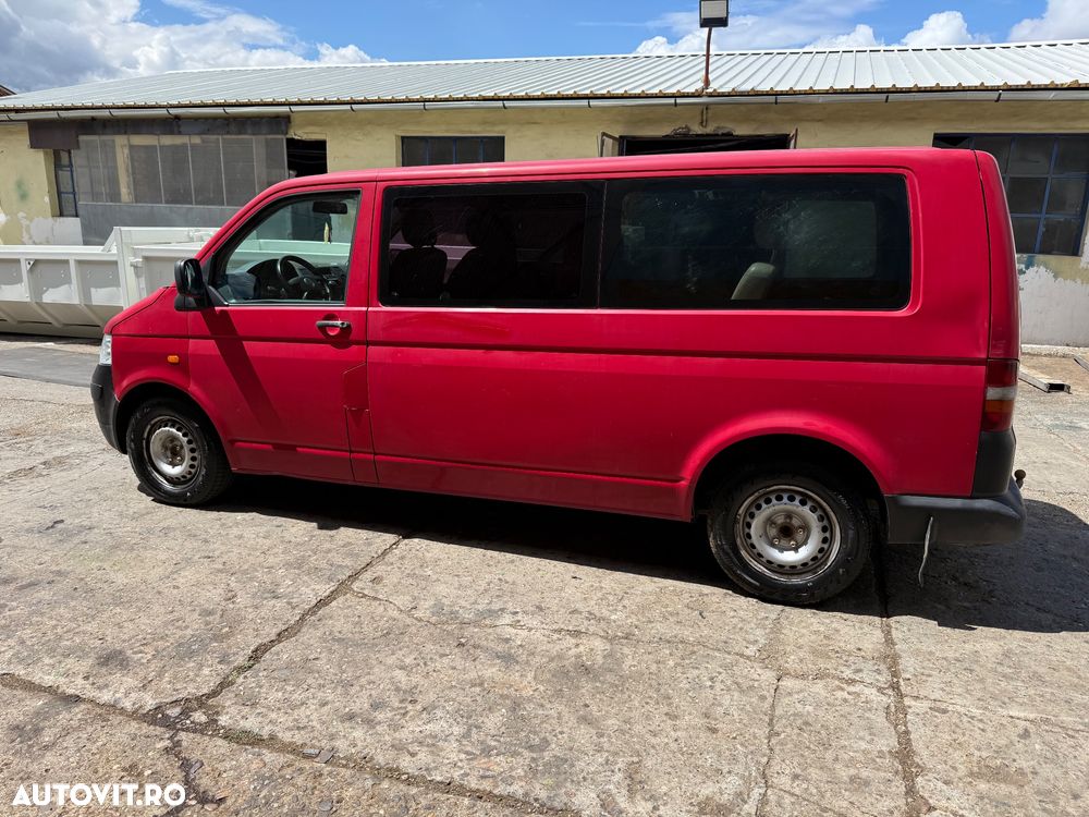 Volkswagen Transporter Caravelle Scurt (7 loc) - 8