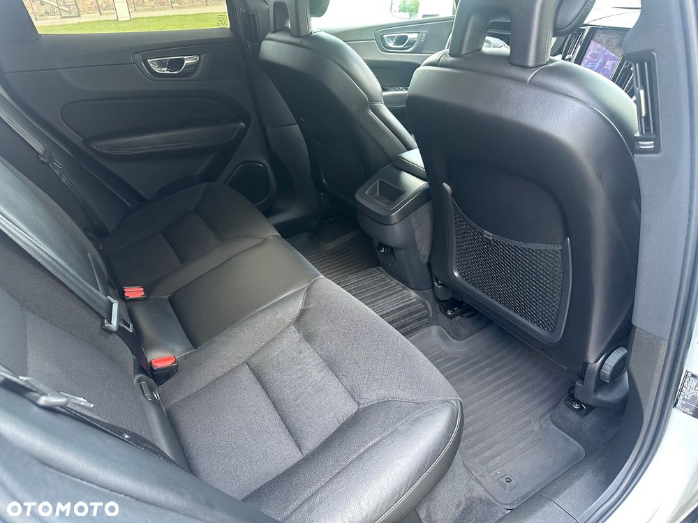 Volvo XC 60 - 12