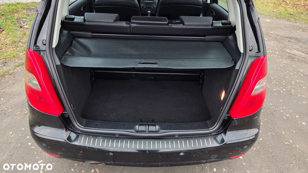 Mercedes-Benz Klasa A 160 Autotronic - 27