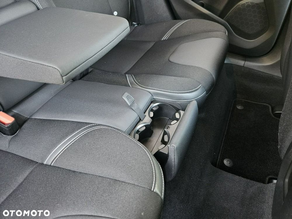 Volvo V40 D2 Momentum - 14