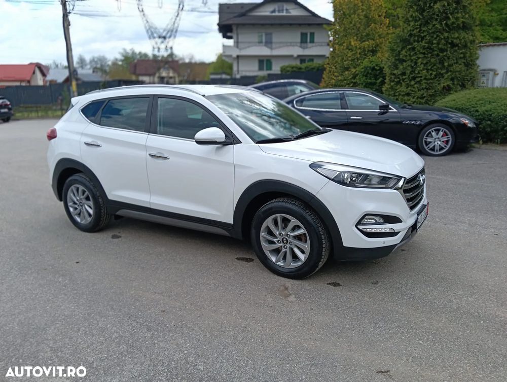 Hyundai Tucson blue 1.7 CRDi 2WD Intro Edition - 1