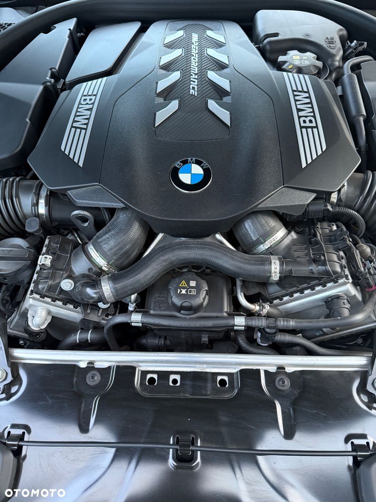 BMW Seria 8 - 20