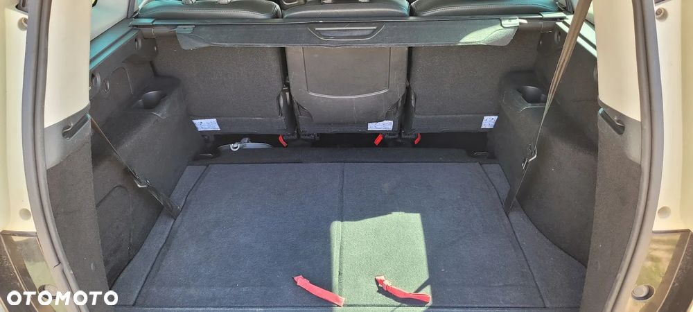 Renault Grand Scenic Gr 1.4 16V TCE Bose Edition - 15