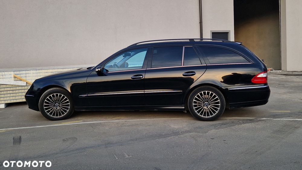 Mercedes-Benz Klasa E 320 CDI Avantgarde DPF Sport Edition AMG - 9