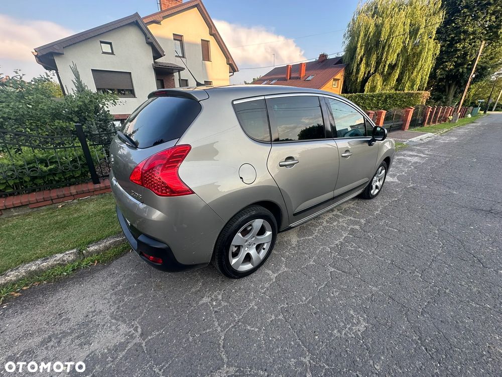 Peugeot 3008 1.6 HDi Premium - 37