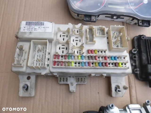 ZESTAW STARTOWY KOMPUTER STACYJKA IMMOBILIZER FORD FOCUS MK2 1.6 TDCI - 13