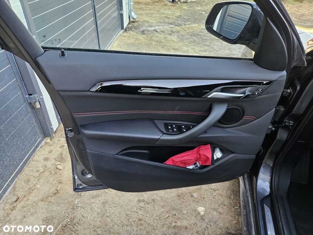 BMW X1 sDrive18d xLine sport - 14