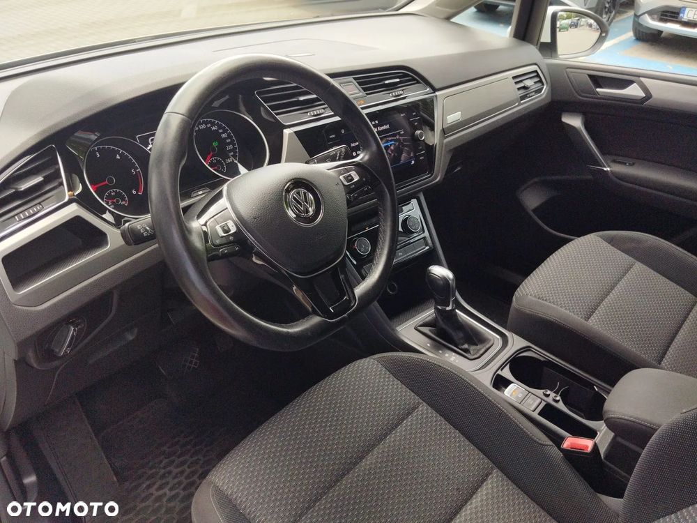 Volkswagen Touran 2.0 TDI BMT Highline DSG - 9