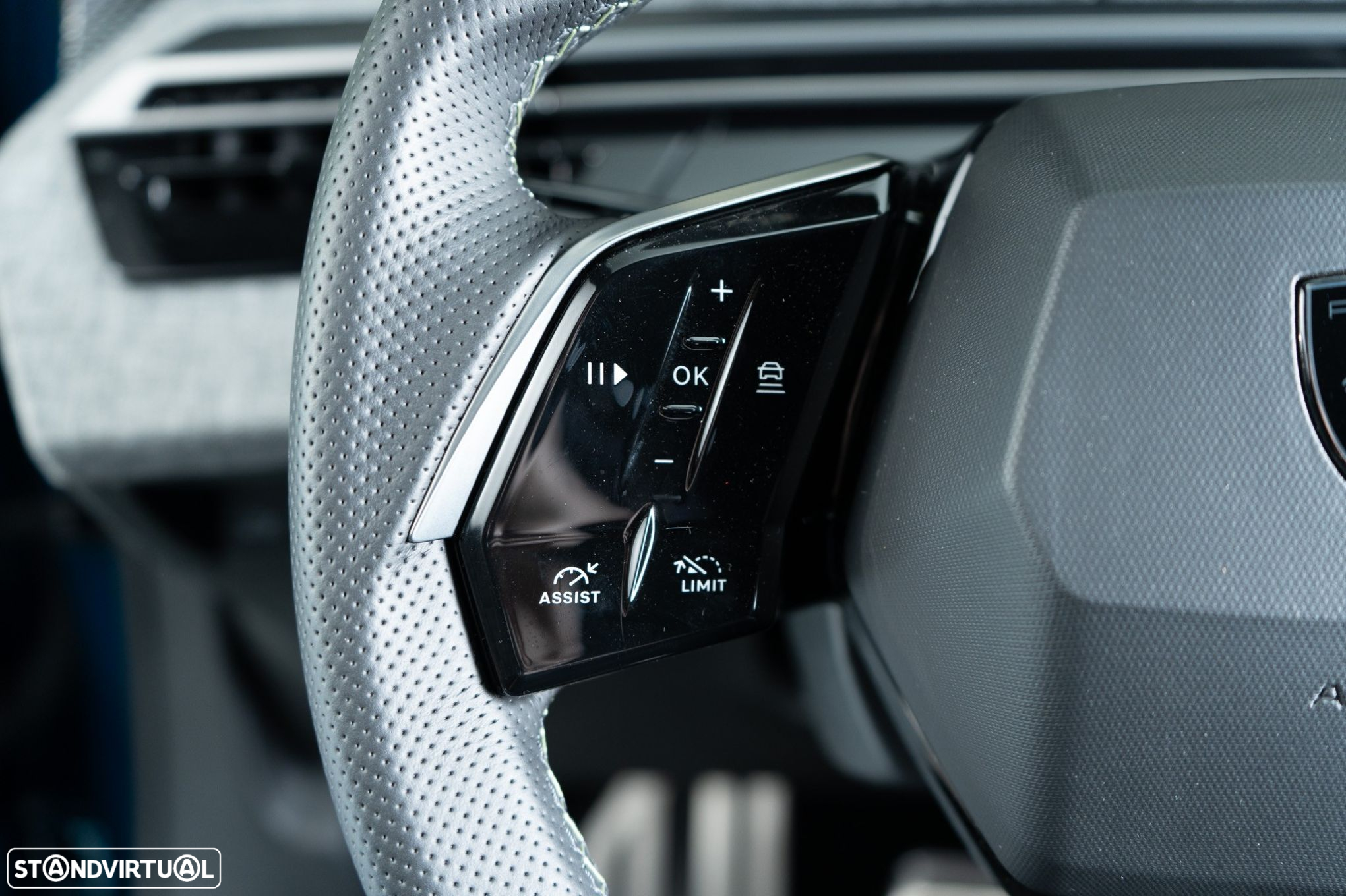 Peugeot E-3008 73 kWh GT - 25